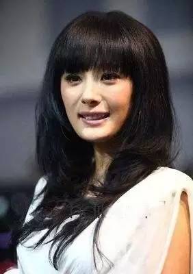 没人剪空气刘海啦 小松菜奈欧阳娜娜都是厚刘海