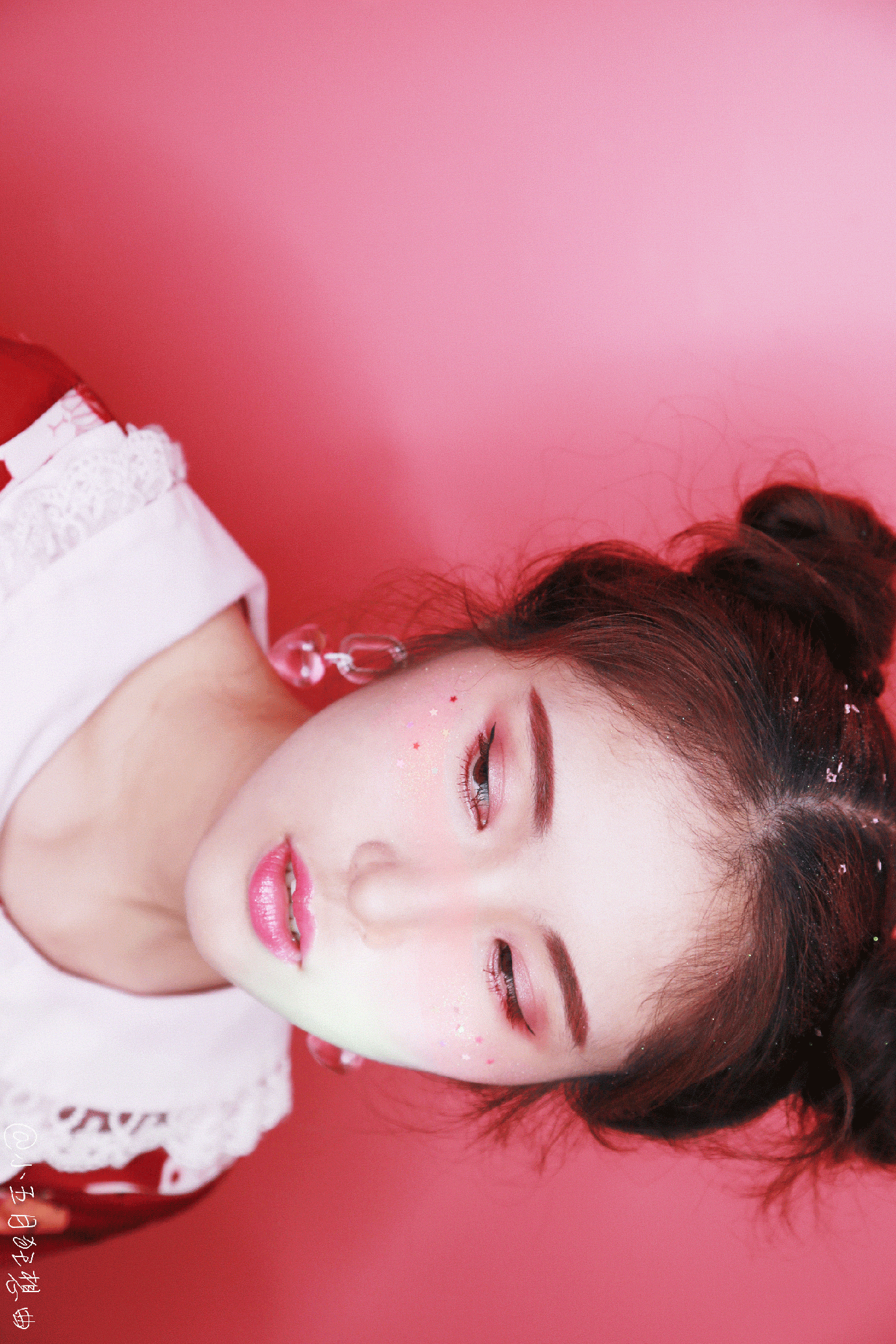 美妆小技巧 i 元气满满的少女妆,夏天结束前一定要画一次!