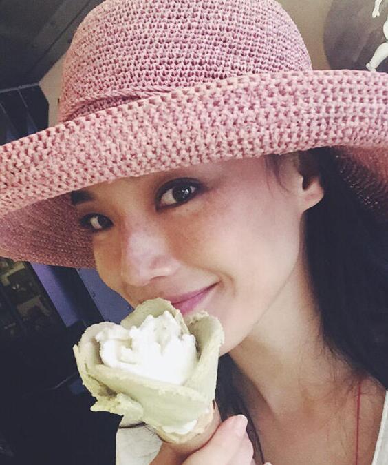 雀斑妆成新时尚!这才是明星都在玩的复古风情